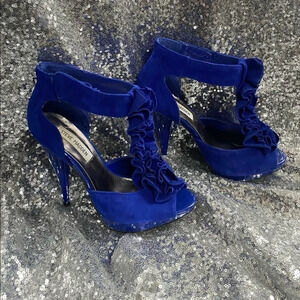 5/$20 Women’s Steve Madden T-BAR RUFFLE HIGH HEEL SUEDE‎ BLUE SIZE 7.5